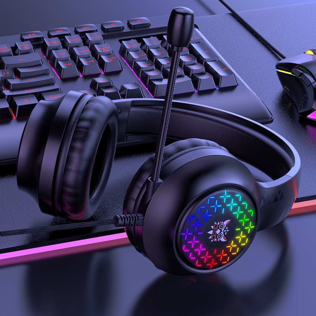 Tai nghe chơi game âm thanh nổi gắn trên đầu ONIKUMA X7 PRO màu đen với micrô và đèn RGB