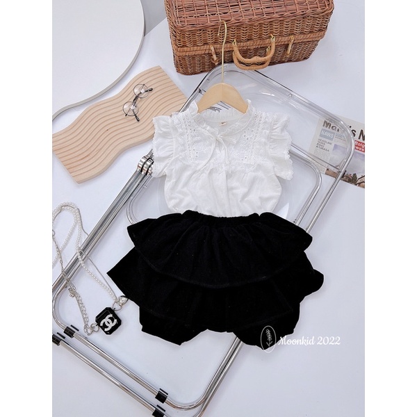 Set áo trắng phối ren quần chạy bèo bé gái