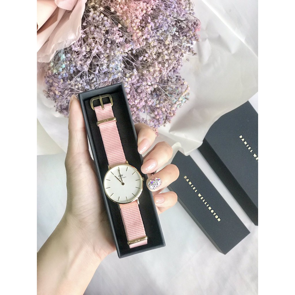 Đồng hồ nữ Daniel Wellington Classic Petite Rosewater (28-32mm)