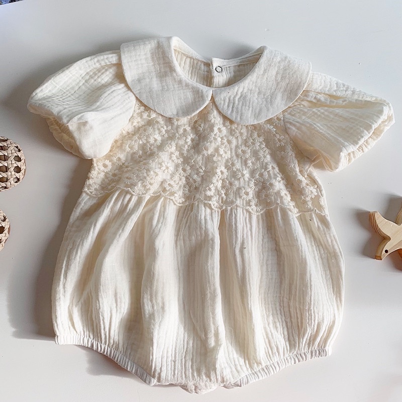 Body cổ sen váy xô  phối ren hoa thêu mềm mịn cho bé