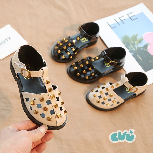 SANDAL BÍT MŨI ĐINH TÁN SANG CHẢNH CHO BÉ GÁI