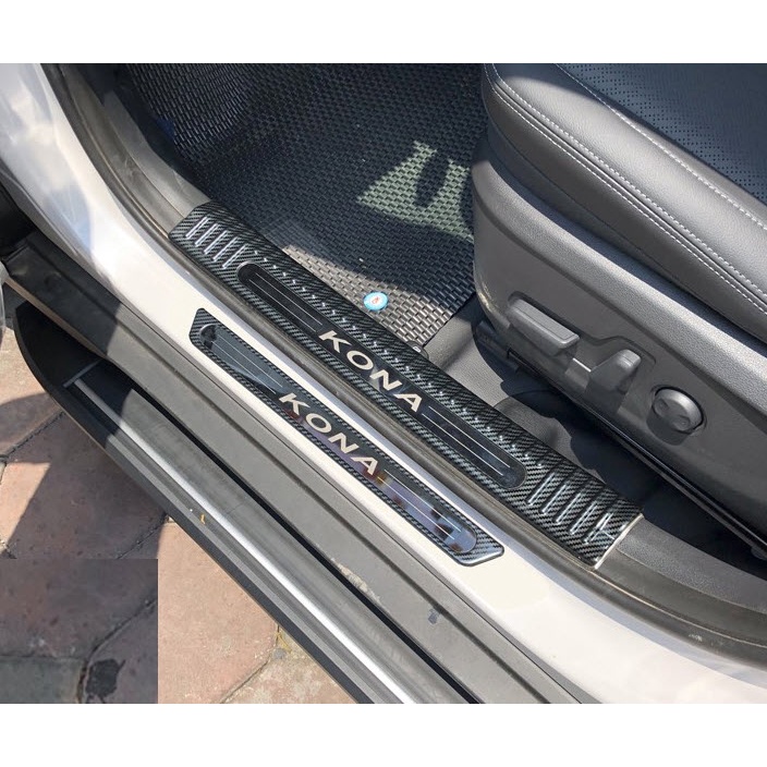 Ốp bậc cửa, bậc cốp Hyundai Kona - carbon