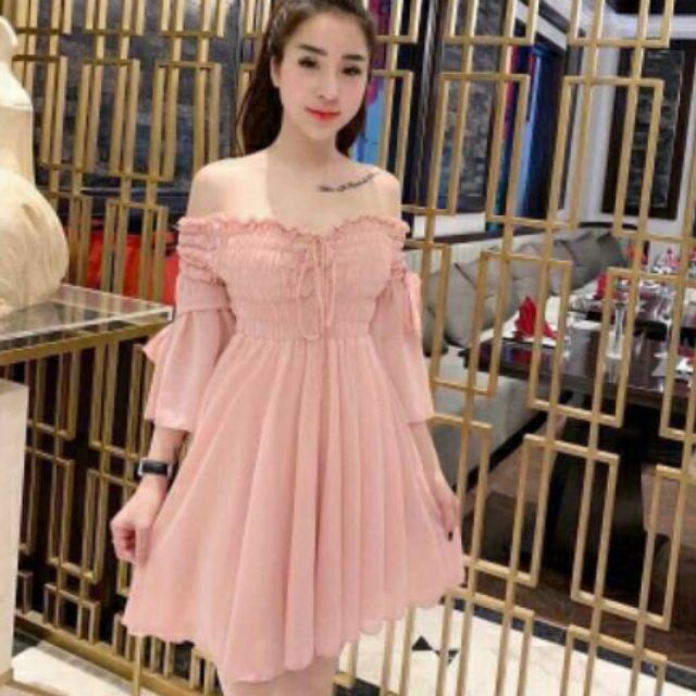 Đầm nhún tiểu thư dễ thương quá vải mát. | BigBuy360 - bigbuy360.vn