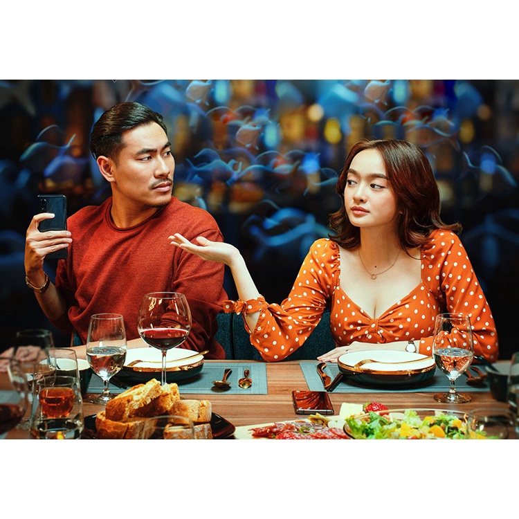 Toàn quốc  - Phim thuê Tiệc Trăng Máu trên ứng dụng Galaxy Play