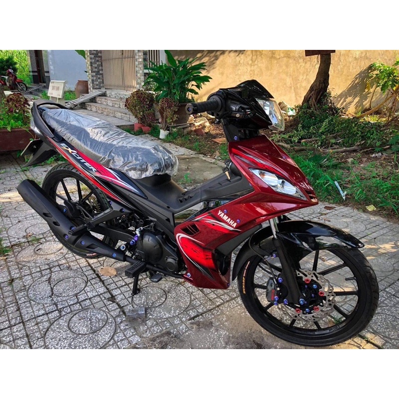 Nắp bơm nước yamha Exciter 135 2010 2012 2014 Exciter 4 số 5 Số chính hãng