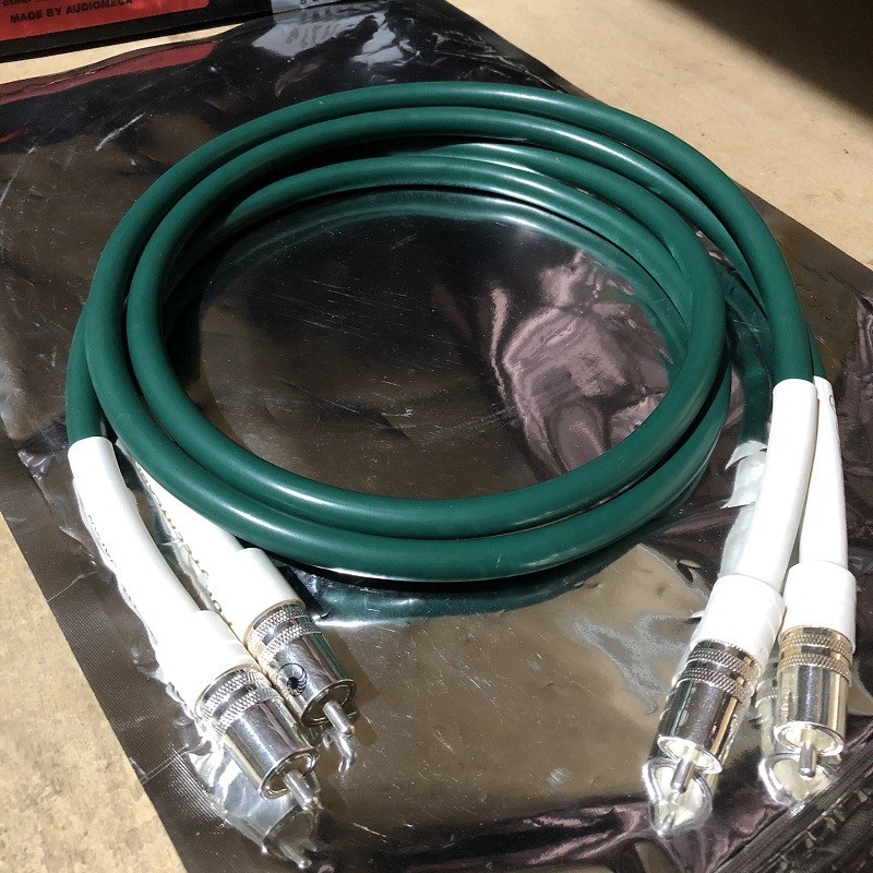Dây Âm Thanh Hai Đầu RCA AV FURUTECH Japan Dài 1m Cao Cấp