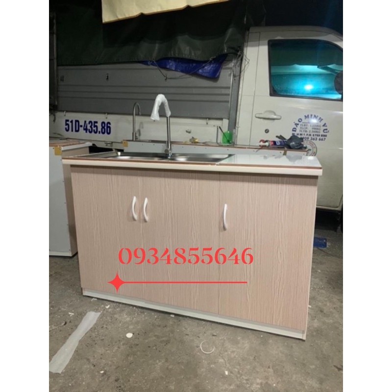 Tủ bếp nhựa đài loan có bồn và mặt dán gạch 124x80 vân gỗ(TPHCM)- | BigBuy360 - bigbuy360.vn