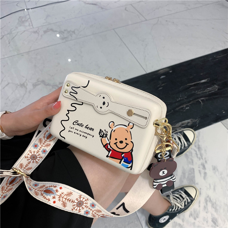 Túi đeo chéo hình gấu Pooh thời trang hè cho nữ