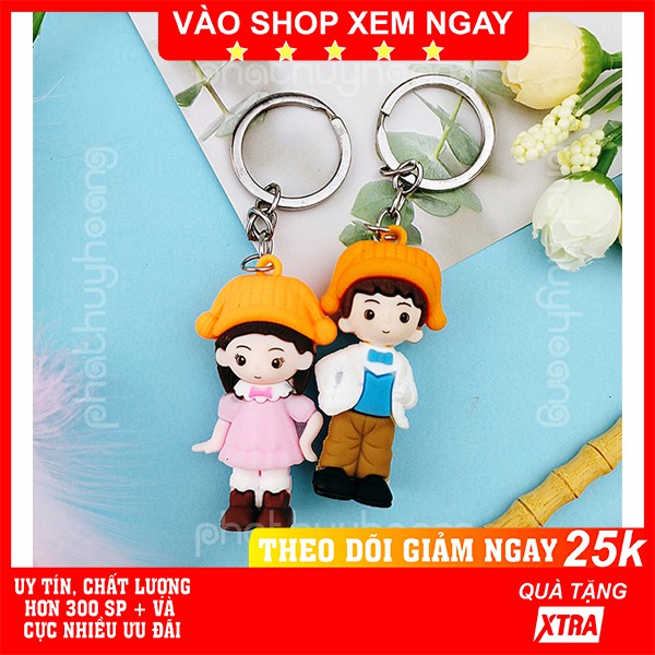 Móc khóa đôi bé trai và bé gái áo trắng nón cam✅ FREESHIP  Móc khóa đôi bé trai và bé gái áo trắng nón cam cực cưng