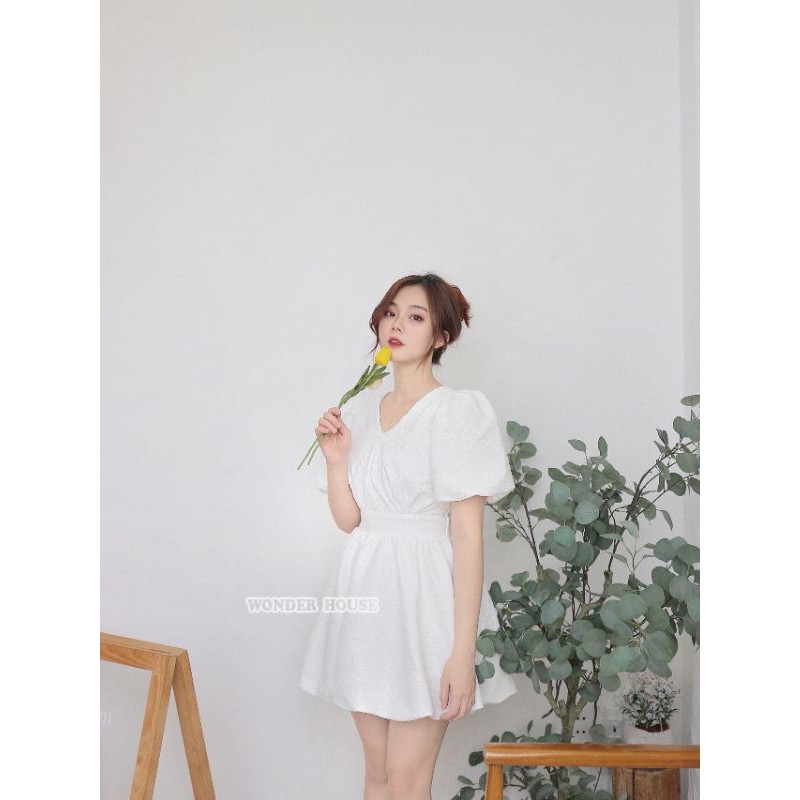 Đầm WONDERHOUSE cổ tim cột nơ sau | BigBuy360 - bigbuy360.vn