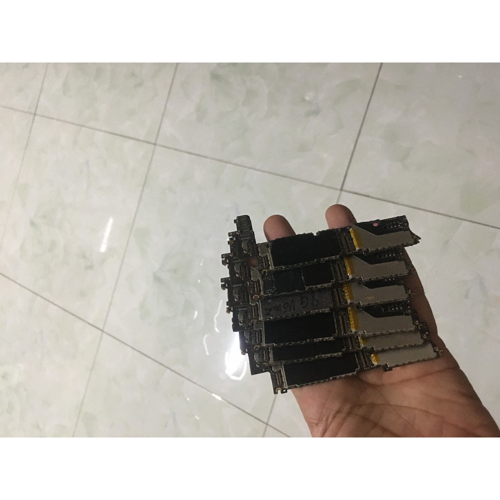 main iphone 4 không icloud | BigBuy360 - bigbuy360.vn