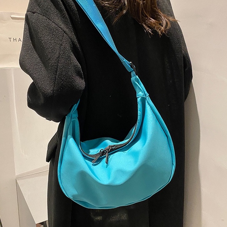 Túi Đeo Chéo nylon Túi bánh bao của phụ nữ đơn giản Thời Trang Hàn Quốc Học Sinh Sinh Viên Đi Học , Đi Chơi TTF119