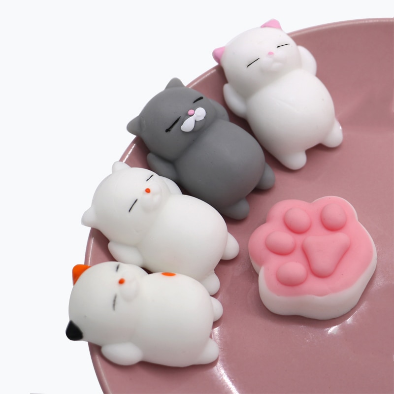 Bộ 5 Đồ Chơi Squishy Mini Hình Động Vật Dễ Thương 4 Mèo & 1 Bàn Chân Siêu Mềm