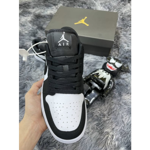 Giày 𝐉𝐨𝐫𝐝𝐚𝐧 1 low panda màu đen trắng nam nữ, Giày JD1 low panda đen trắng bản đẹp 2022 | BigBuy360 - bigbuy360.vn
