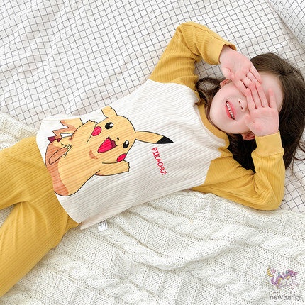 Bộ trang phục gồm áo và quần bó sát lưng cao họa tiết hoạt hình màu tươi sáng kiểu dáng Hàn Quốc thoải mái cho bé gái