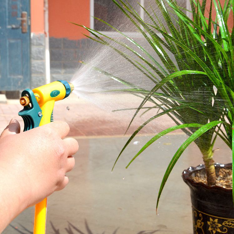 Vòi xịt tăng áp lực rửa xe tưới cây rửa sân áp lực cao  có thể điều chỉnh áp lực nước to nhỏ tùy thích tiện lợi -Cao cấp