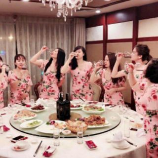 ĐẦM BODY HOA TAY PHỒNG