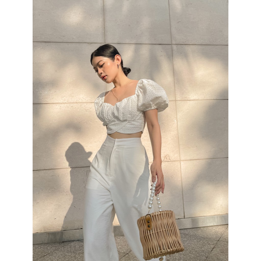 Quần Suông Trắng Phối Nút Gỗ Hai Bên - HOO DESIGN ( RESTOCK THƯỜNG XUYÊN )