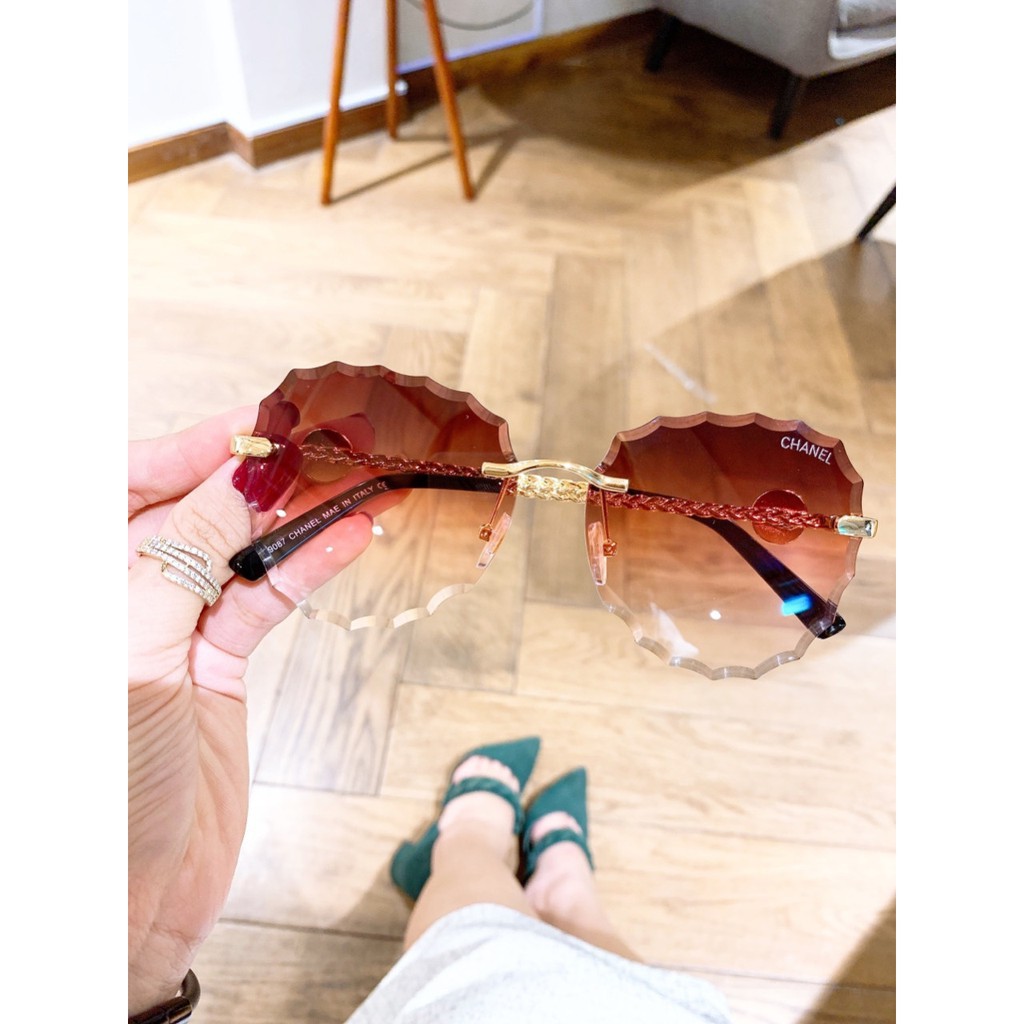 Kính mát thời trang nữ A2047 👓 Kính chống tia UV bảo vệ mắt | BigBuy360 - bigbuy360.vn