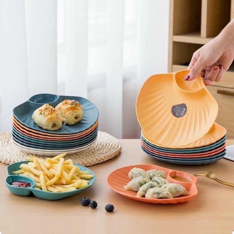 Sét 4 cái đĩa ăn hình sò bền đẹp bằng nhựa cứng chắc