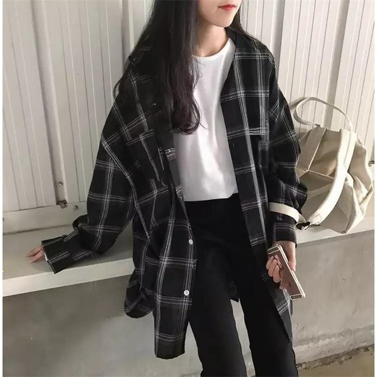 Áo sơ mi nữ sọc vuông tay dài theo phong cách Hàn Quốc