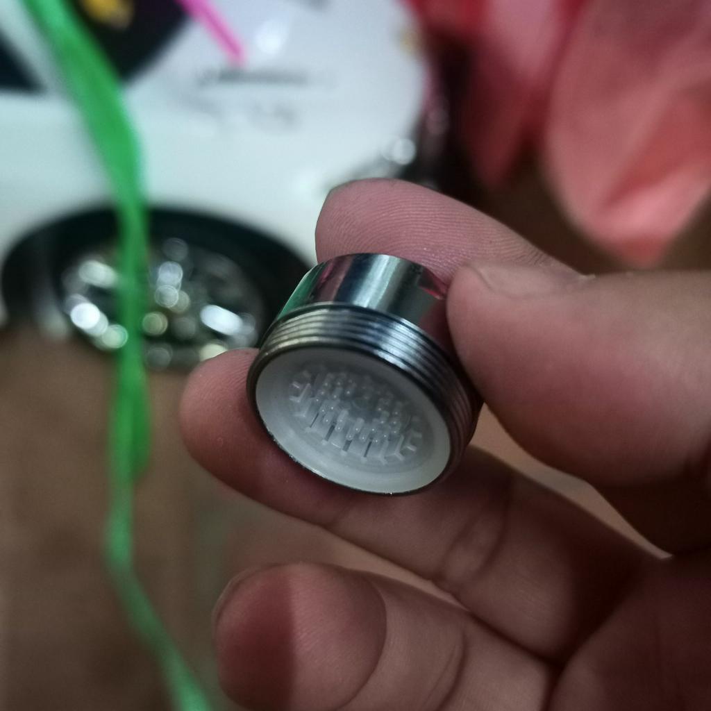 Lọc nước , sen tắm , vòi chậu rửa mặt