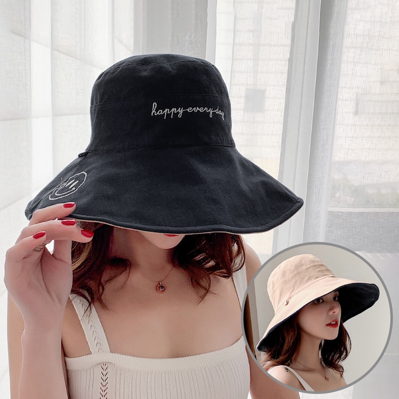 Nón Vải 2 Mặt Thêu Mặt Cười Bên Trong Mặt Trơn RQN2157