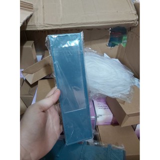 Thanh 4 móc dán tường đa năng tiện lợi