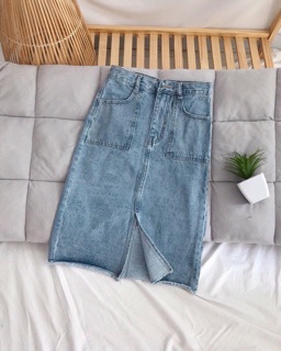 Chân váy jean xẻ dài