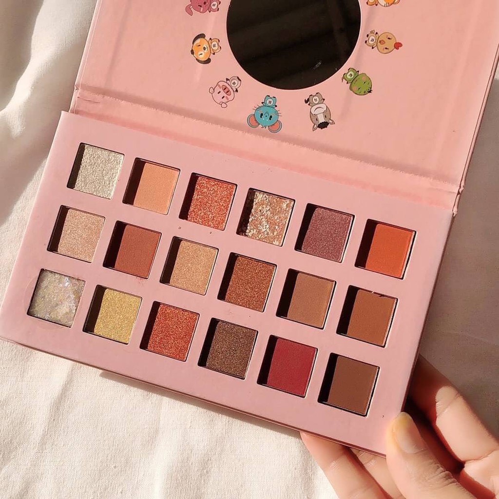 Bảng phấn mắt 18 ô Ruhuatuo con giáp xinh xắn | BigBuy360 - bigbuy360.vn