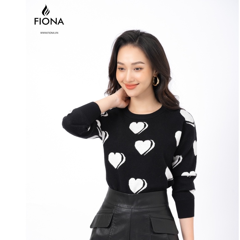 Áo len nữ cổ tròn tay dài họa tiết hình tim FIONA, áo len nữ bo gấu thời trang thu đông, chất le mềm đẹp F851727