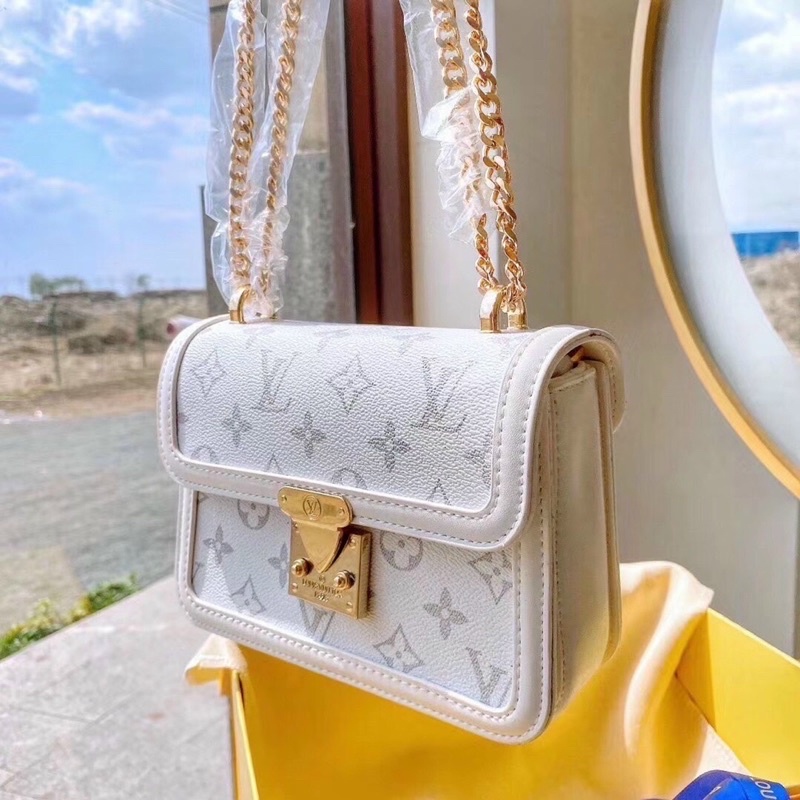 Túi xách Lv metis mini