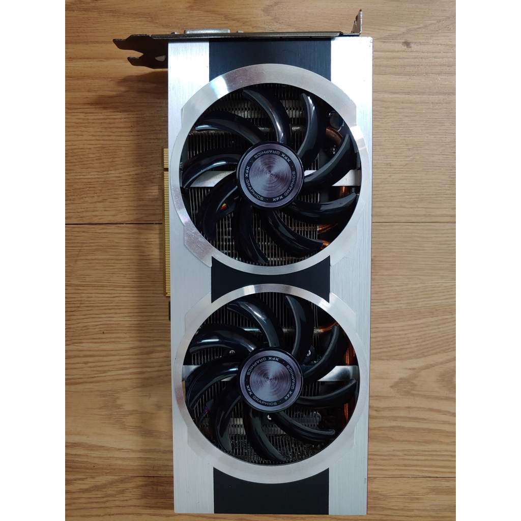 Card màn hình XFX HD 7850 2GD5