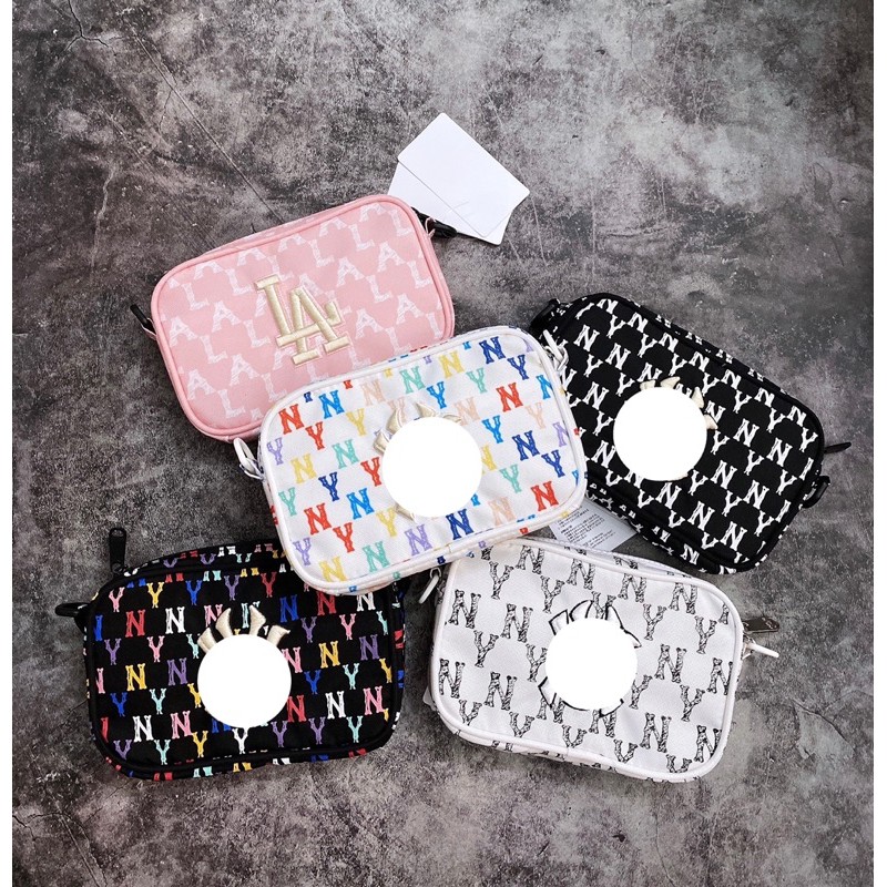 [HOT]Túi chéo , balo mini mới nhất thêu logo nổi tặng túi giấy