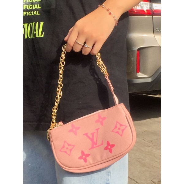 Túi xách tay LV nhỏ