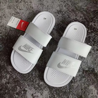 Dép Quai Ngang Nike Benassi Kiểu Dáng Thể Thao Trẻ Trung Năng Động