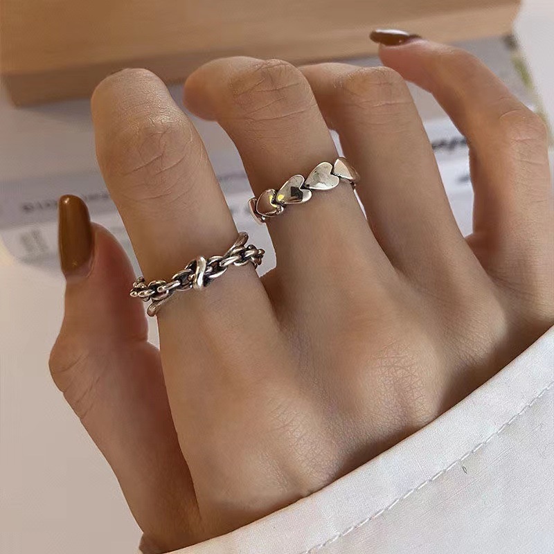 Set 2 nhẫn hợp kim mạ bạc thiết kế trái tim đơn giản thời trang