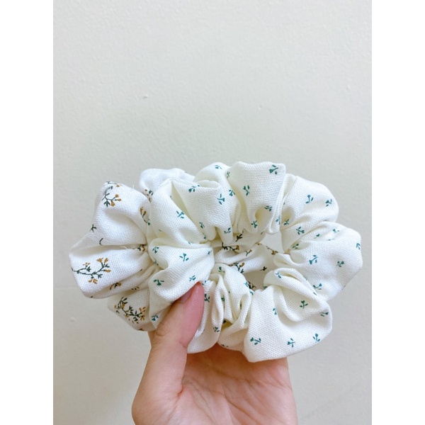 Dây cột tóc, buộc tóc Scrunchie hoa Vintage