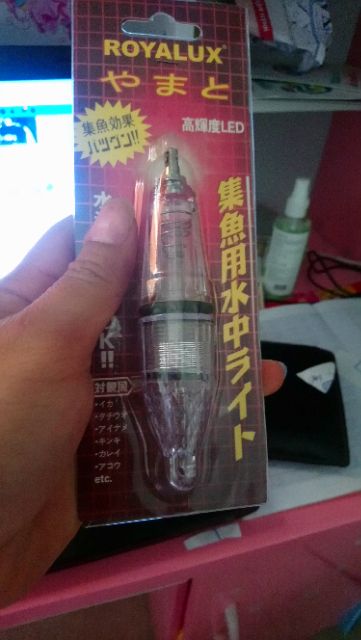 ĐÈN NHÁY DỤ CÁ MỰC LOẠI THẢ SÂU DƯỚI NƯỚC