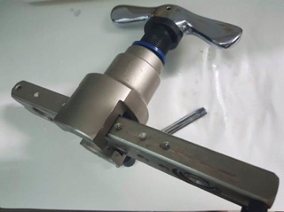 Bộ loe ống đồng lệch tâm