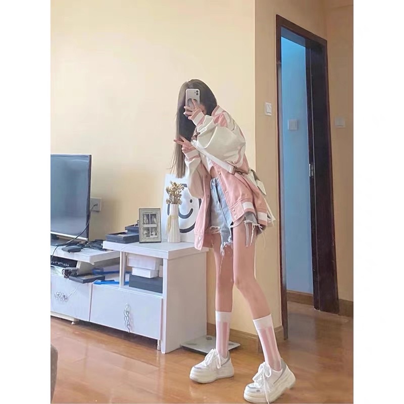 Áo bomber màu hồng