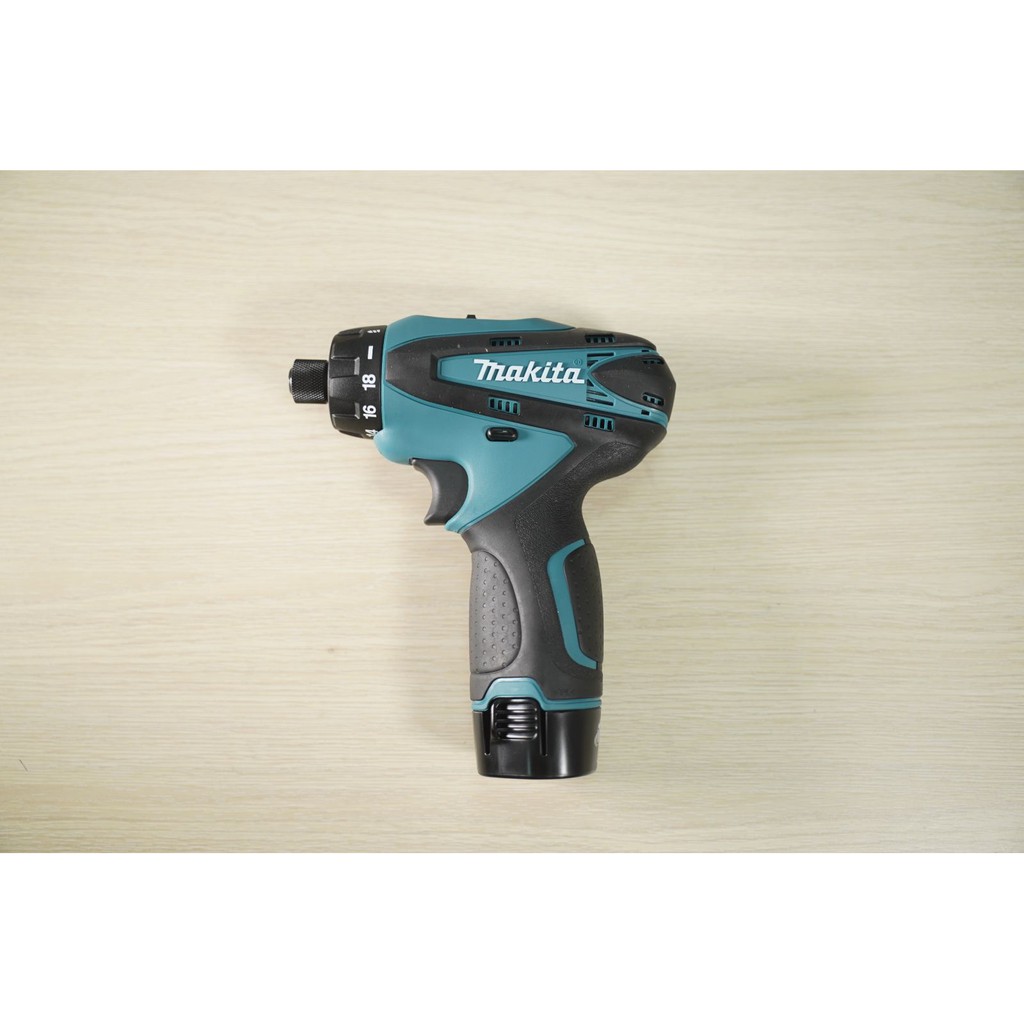 [DF030DWE] Máy khoan và vặn vít dùng pin (10.8V)