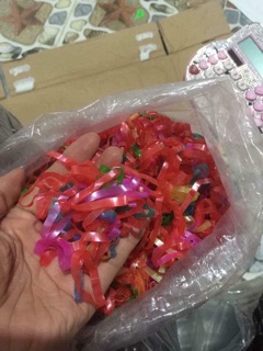 Thun buột tóc