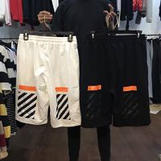 Quần short off white