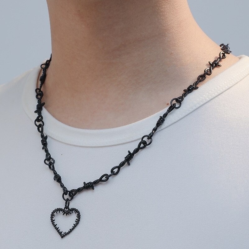 Vòng Cổ Dây Sắt Mặt Trái Tim Thời Trang Unisex Phong Cách Hip Hop