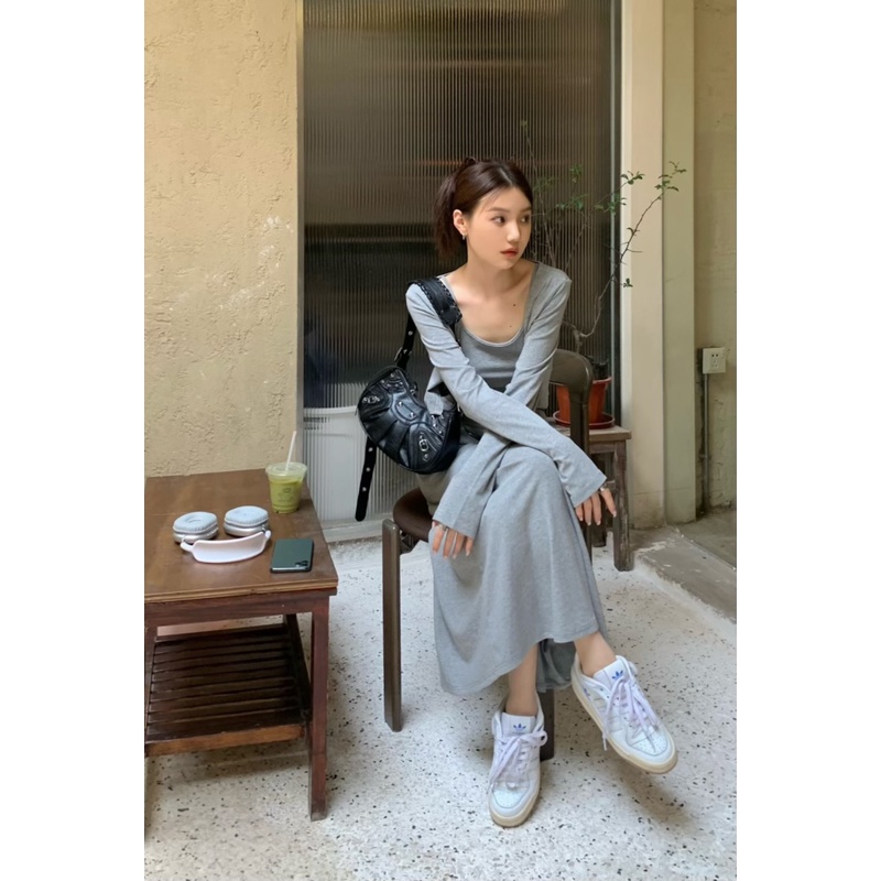 「MOTEL7」Set Áo Hai Dây Màu Xám + Áo Khoác Cardigan Dài Tay + Chân Váy Ngắn Lưng Thun Dài Qua Gối Phong Cách Mỹ Dễ Phối Đồ