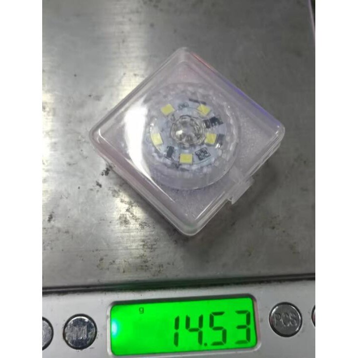 Đèn Led Mini Không Dây Cảm Ứng Tự Động Gắn Nóc Xe Hơi