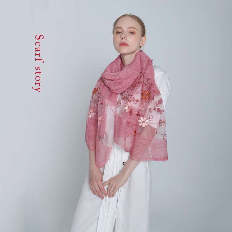 Khăn nữ 🦋FREESHIP🦋 Lụa Tơ Tằm Thêu Hoa Phong Cách Trang Nhã Lịch Sự