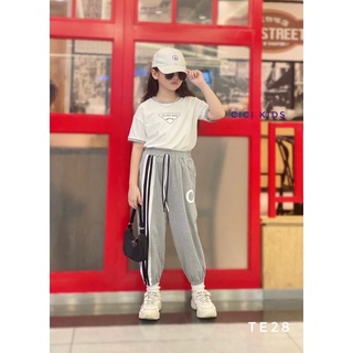 Set bộ thể thao bé gái