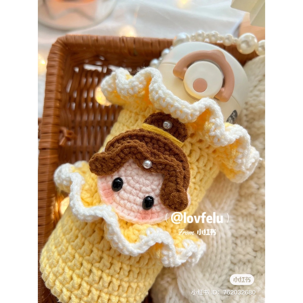 Túi đựng bình nước len, túi xách bình hình Người đẹp và quái vật, túi len handmade CHILLMEOW